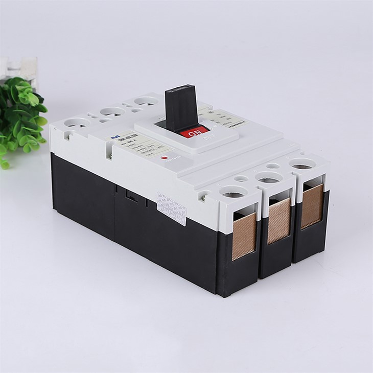 DC Molded Case Circuit Breaker suppliers